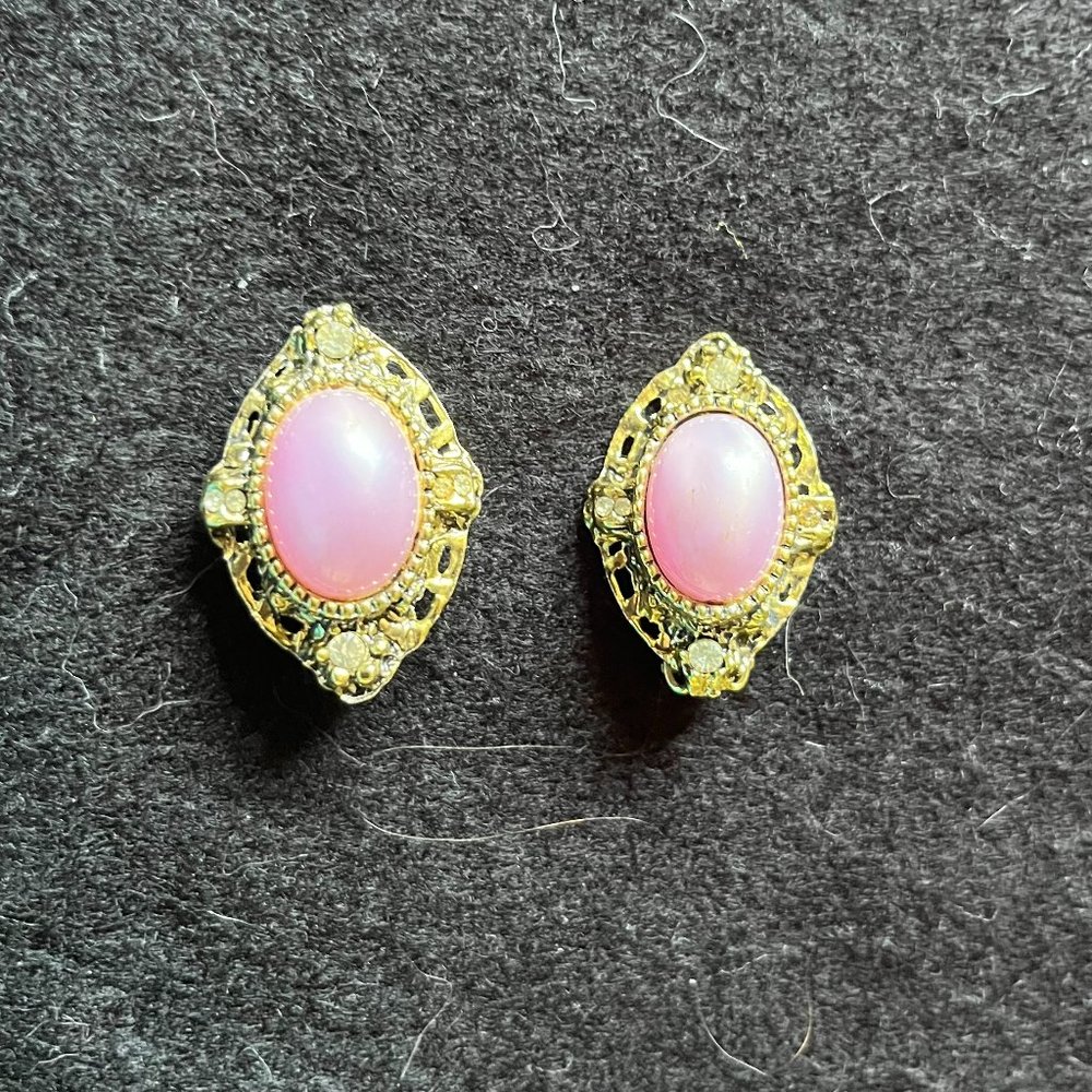 Vintage Gold-Tone Oval Earrings w/Satin Pink Center & Clear Faceted Crystals
